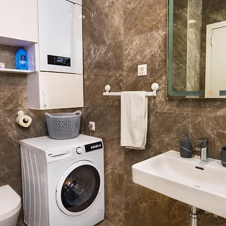 Harizma - Maja Apartamento